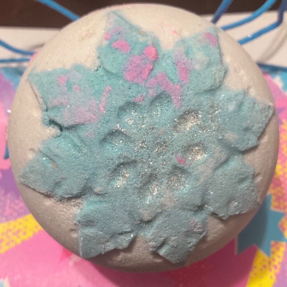 Lush bath bundle - Picture 3 of 4